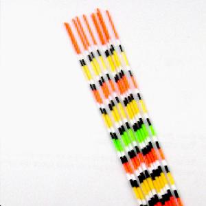 10 ANTENNES CREUSES CONIQUES  MULTI COULEURS Ø 1.5 X 135MM